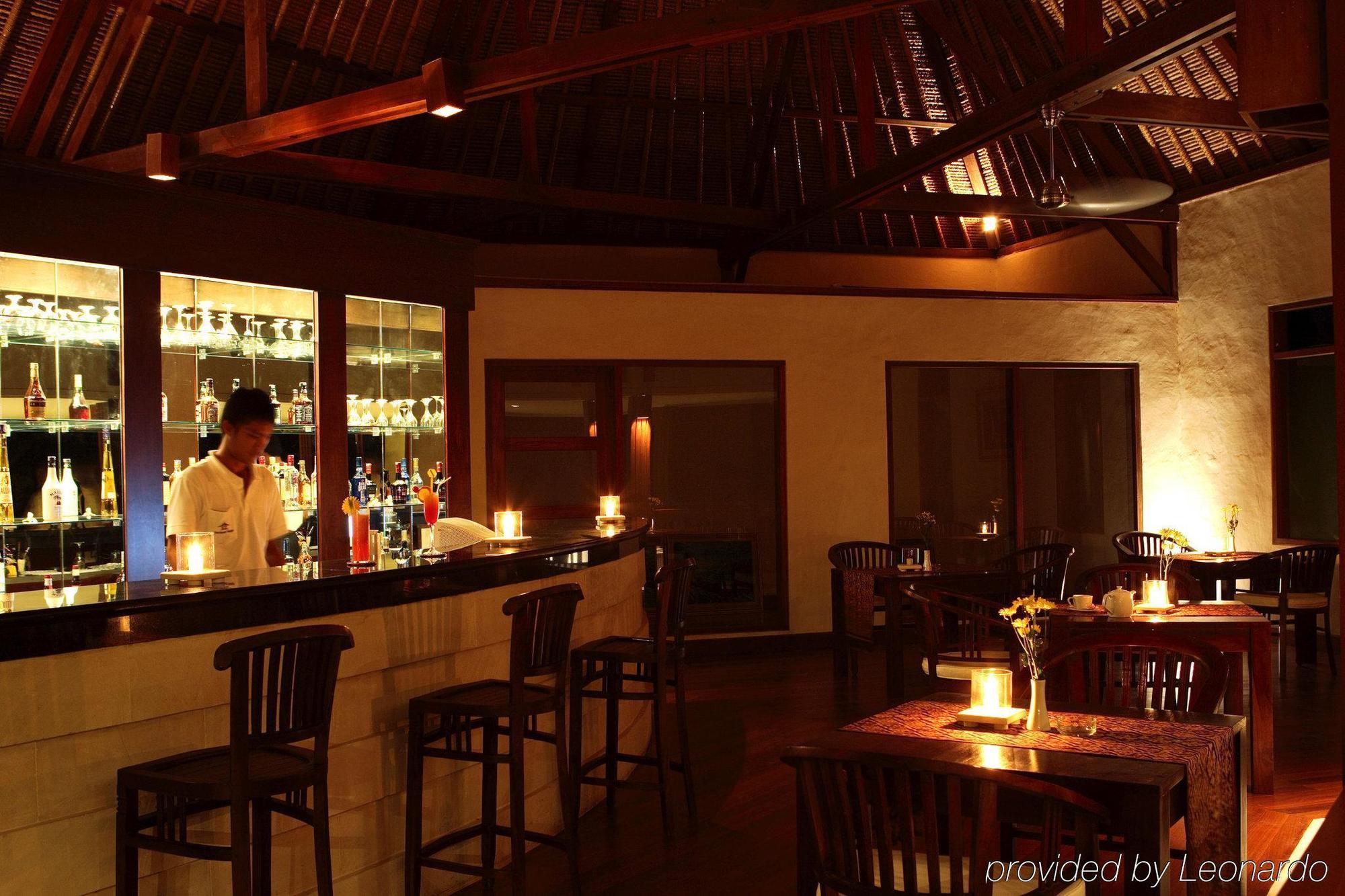 The Ubud Village Resort & Spa Étterem fotó